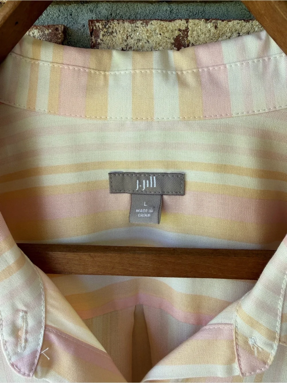 J. Jill Long Sleeve Button Up Top Women’s Size Large 100% Silk Beautiful!